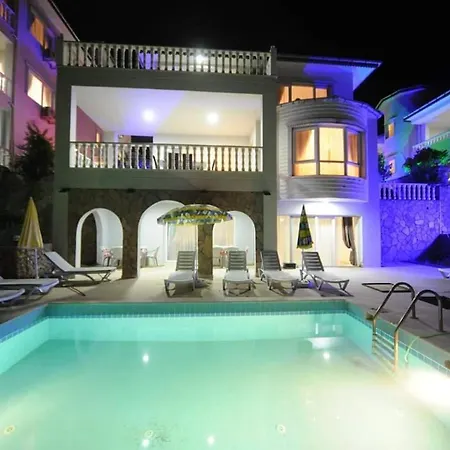 Sky High Villa *